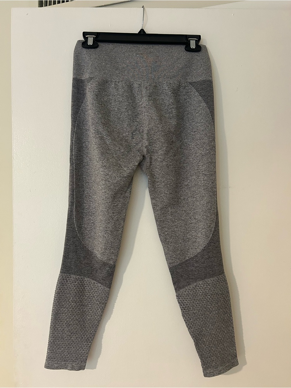 Fabletics Heather Gray Seamless Performance Leggings